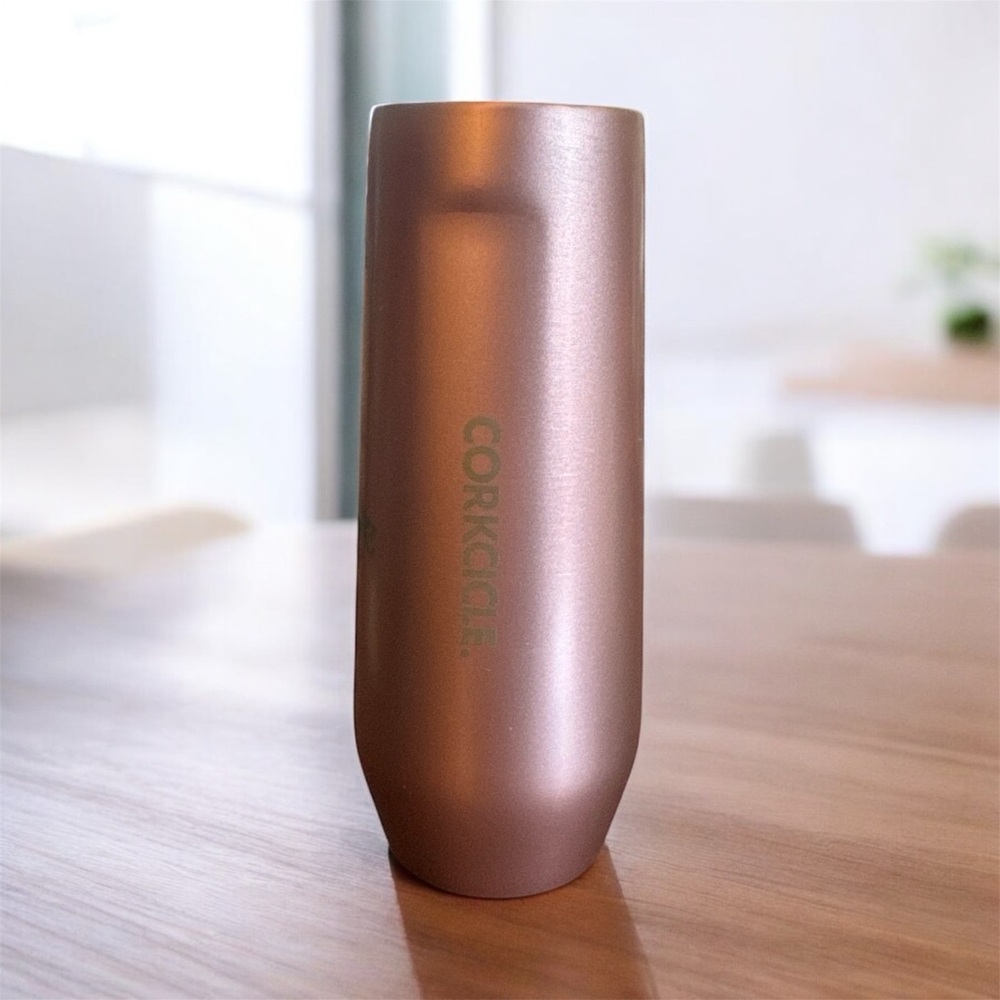 Corkcicle Metallic Tumbler with Retro 1980’s MTV image.